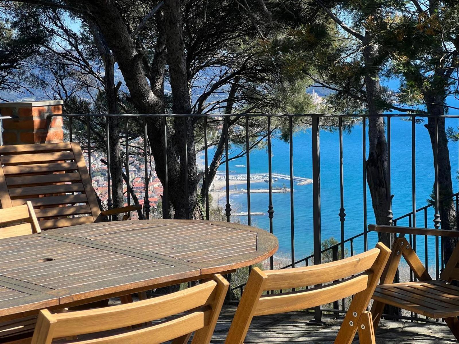Torre Alpicella Holiday Home, A Scenic Escape Into Nature And Relaxation Ντιάνο Μαρίνα Εξωτερικό φωτογραφία